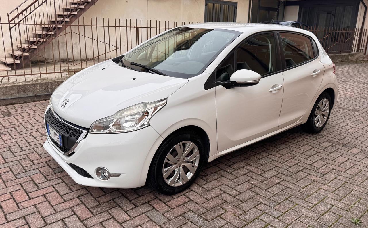 Peugeot 208 1.2 Benzina Ok Neopatentati