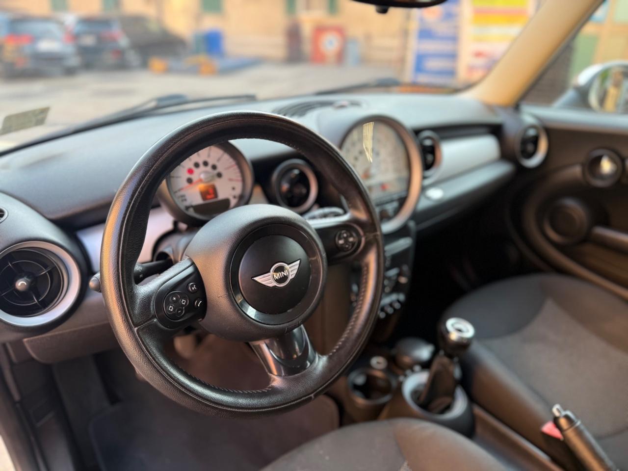 Mini Cooper one 1.6 benz problema testata