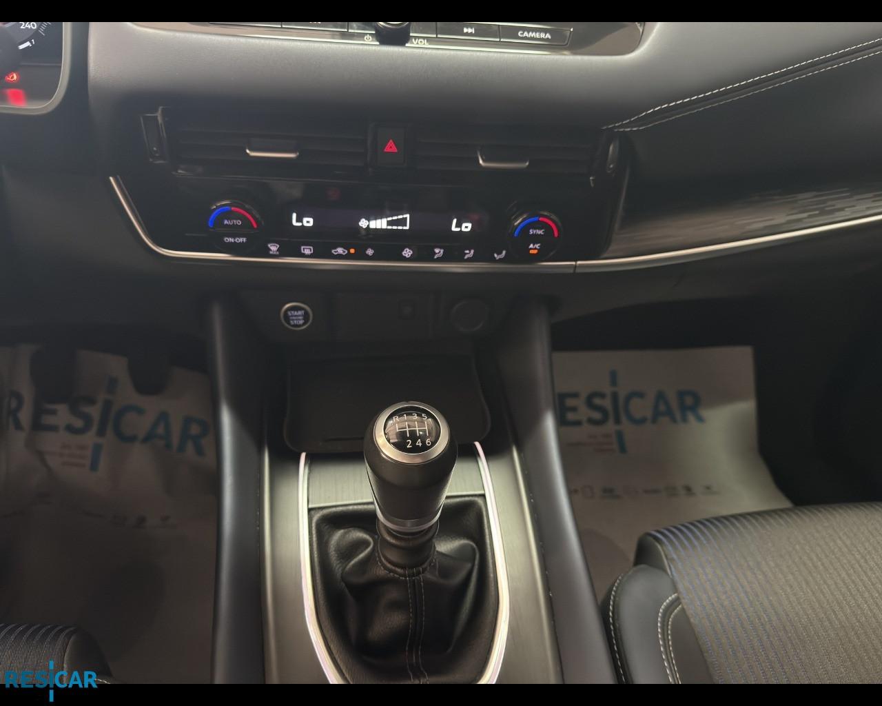 NISSAN Qashqai 1.3 mhev Tekna 2wd 140cv IVA ESPOSTA