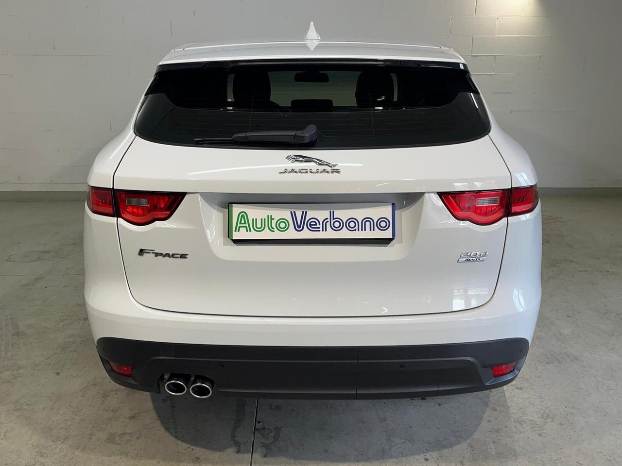 Jaguar F-Pace 2.0 D 180 CV Prestige