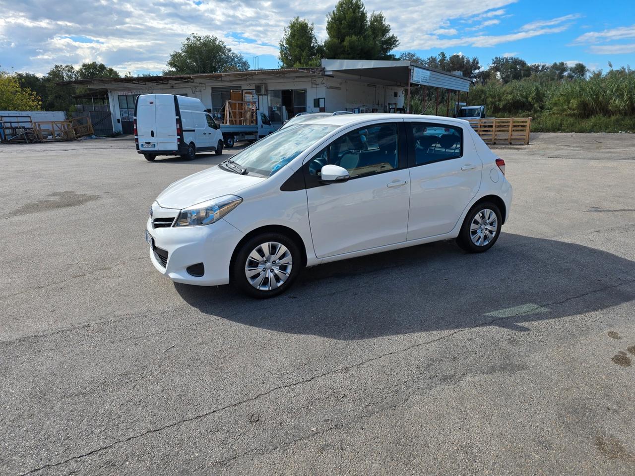 Toyota Yaris 1.0 5 porte