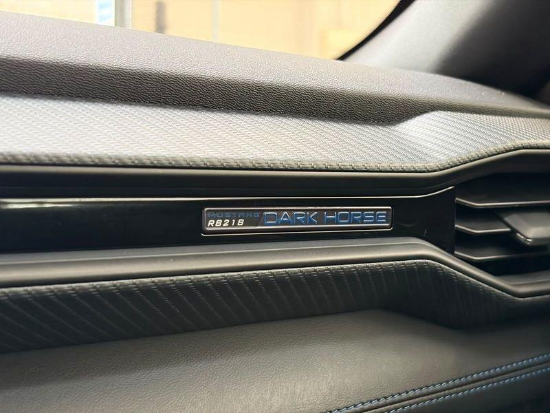 Ford Mustang 5.0 V8 453CV Dark Horse