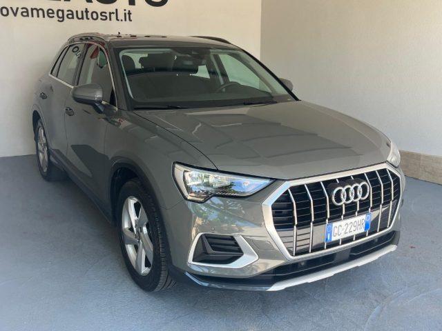 AUDI Q3 35 TDI quattro Business Advanced
