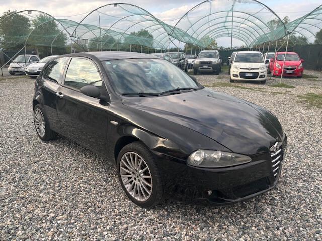 Alfa Romeo 147 1.9 JTD M-JET 16V 5 porte Dist.
