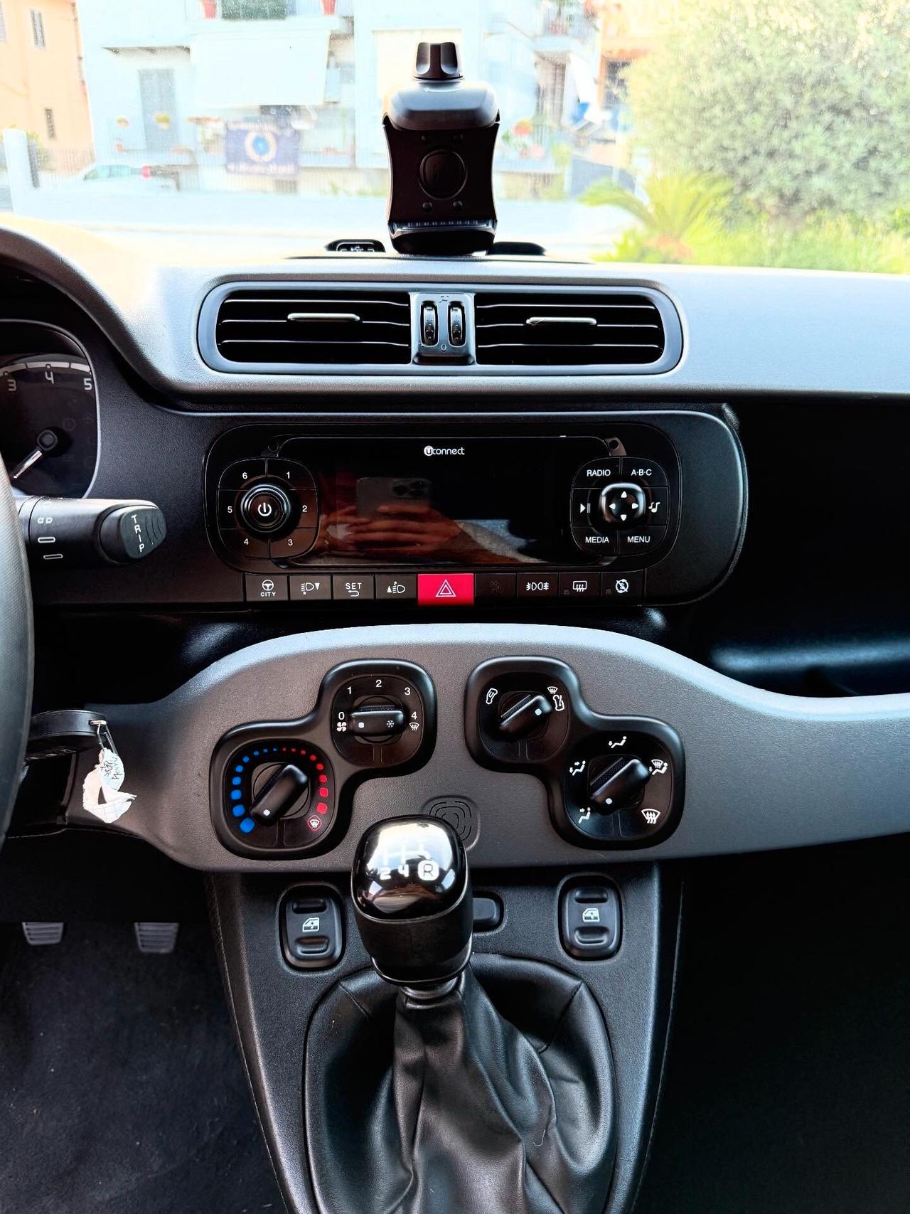 Fiat Panda 1.0 FireFly S&S Hybrid City Cross