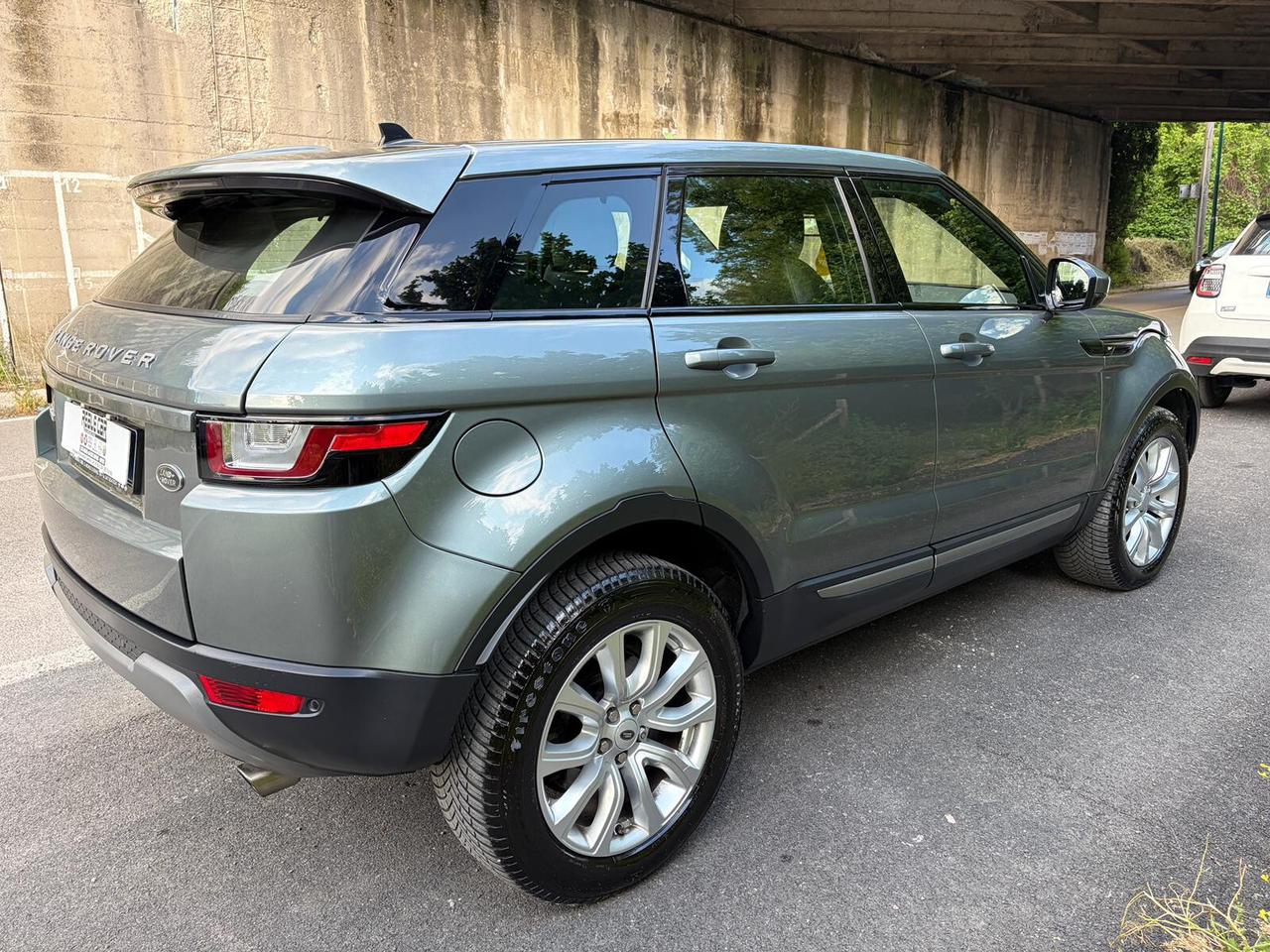 Land Rover Range Evoque RR 2.2 TD4 150cv 5p. Prestige
