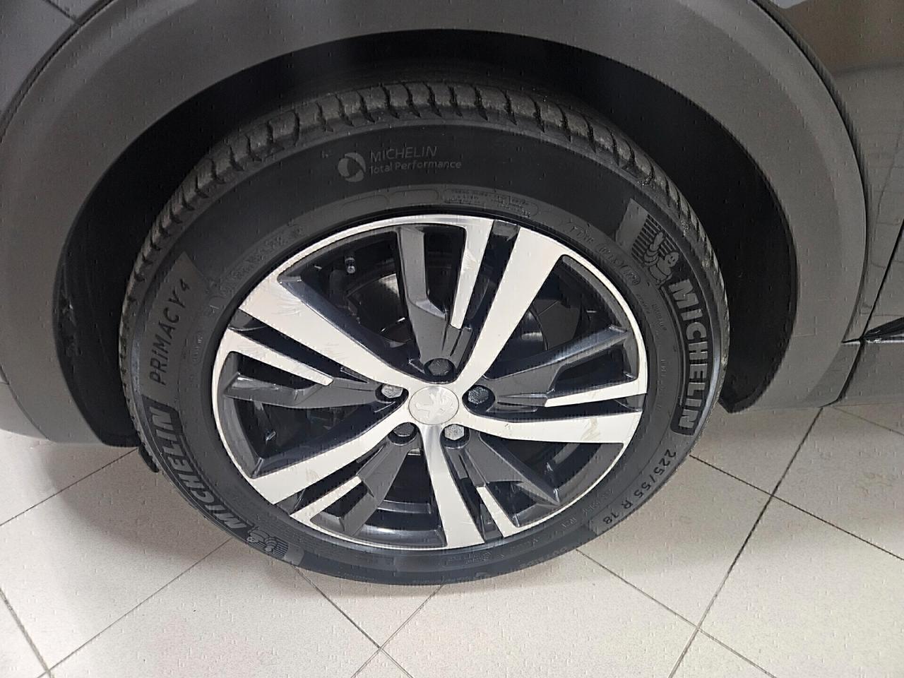 Peugeot 3008 BlueHDi 130 S&S Allure