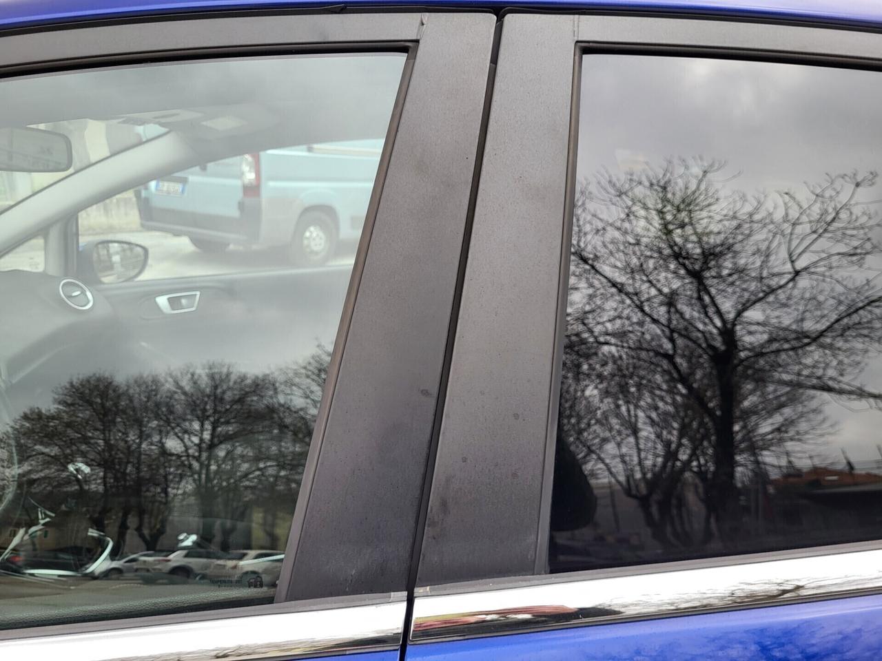 FORD Fiesta 1,5 TDCi-6B-3 REVISIONI-NAVI-UNICA PRO