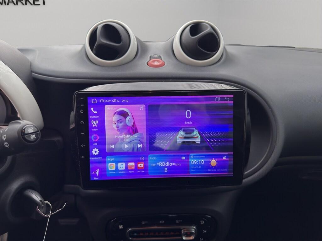 Smart fortwo EQ Pure