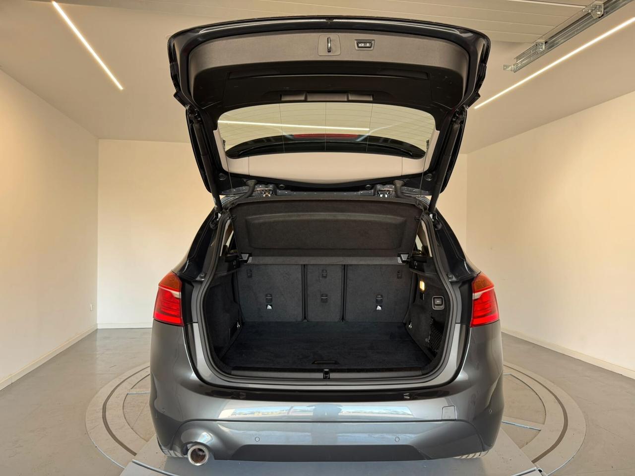Bmw 2er Active Tourer 225xe iPerformance Business aut.