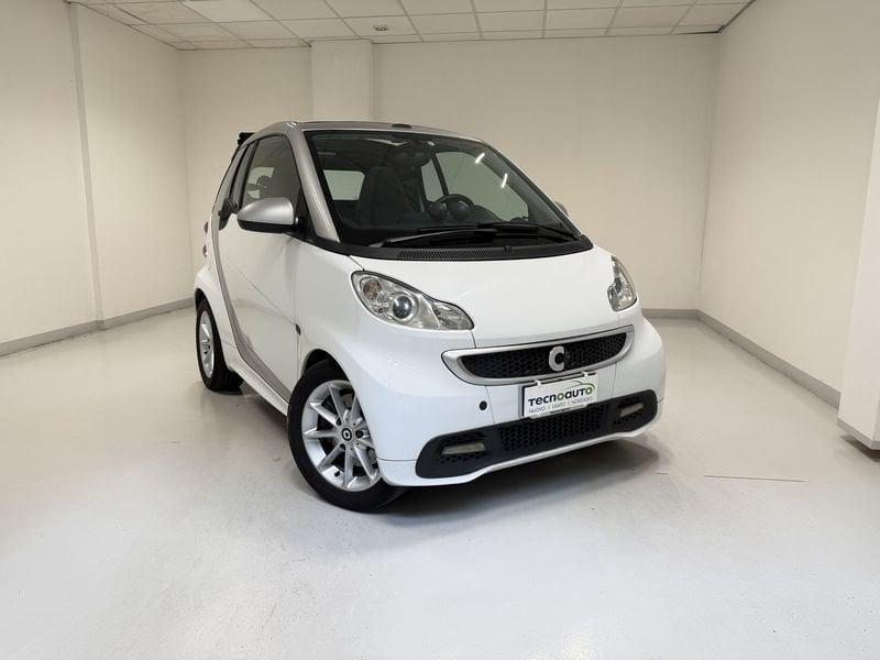 smart fortwo fortwo 1000 52 kW MHD cabrio passion