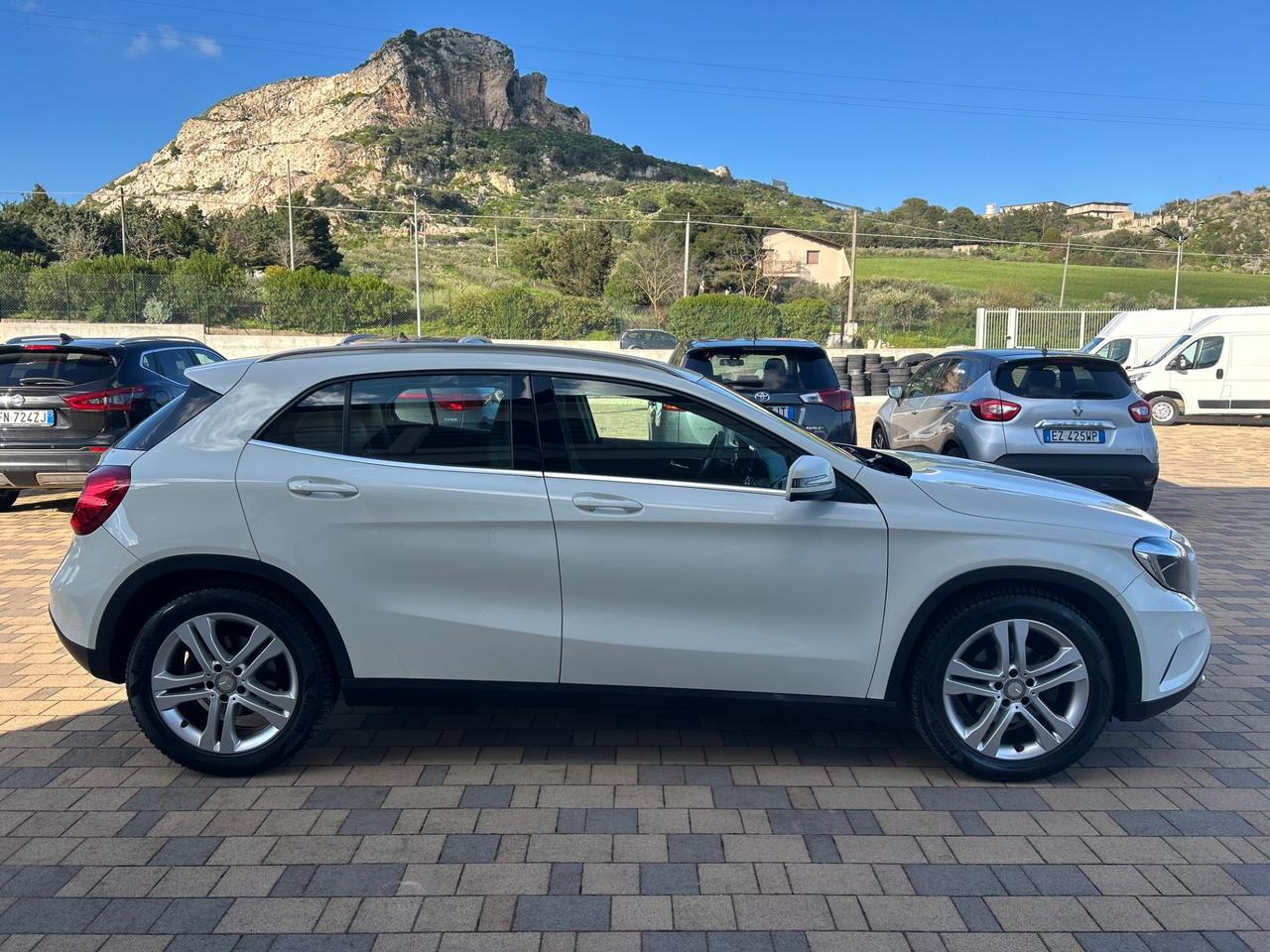 Mercedes-benz GLA 180 d Sport