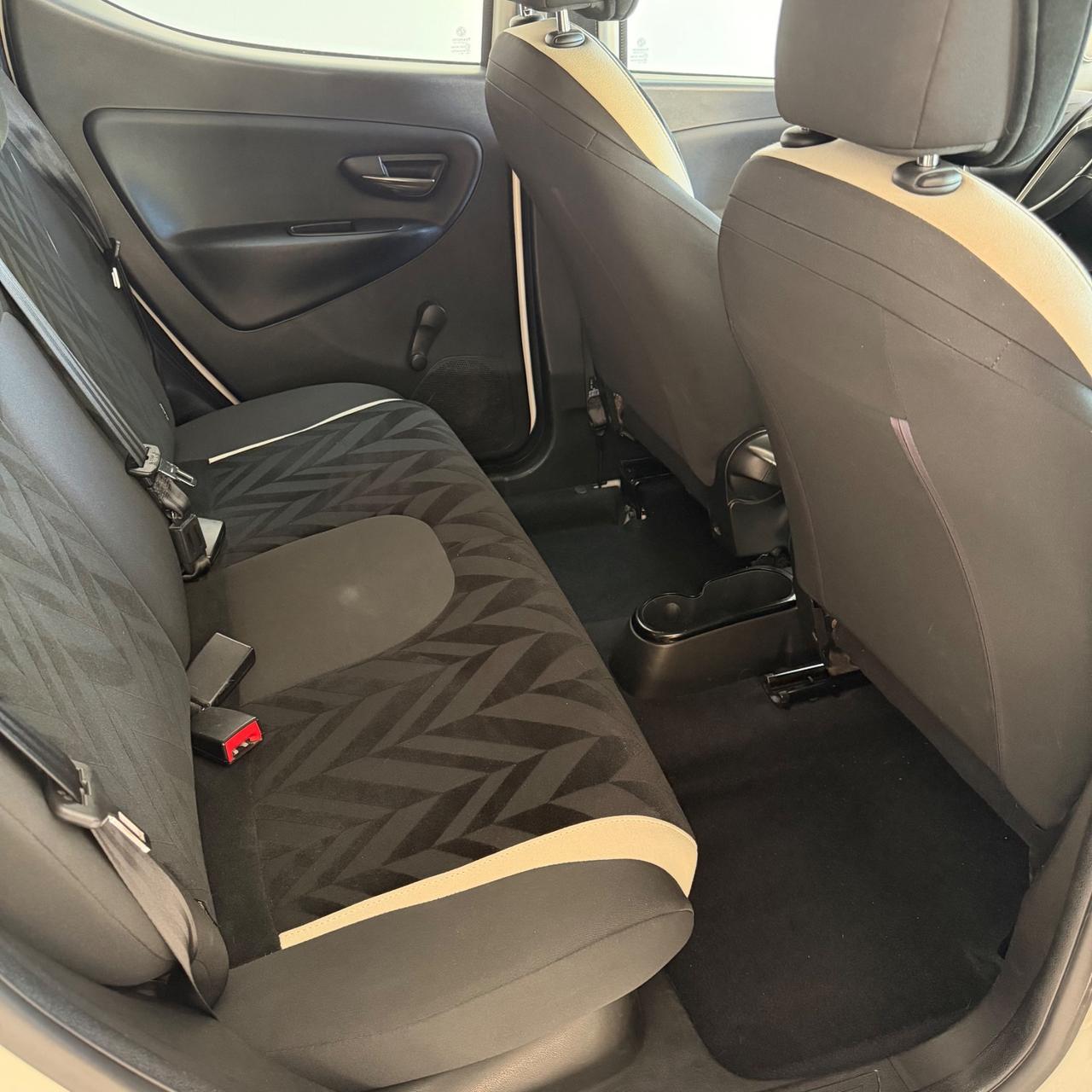 Lancia Ypsilon 1.2 69 CV 5 porte Gold