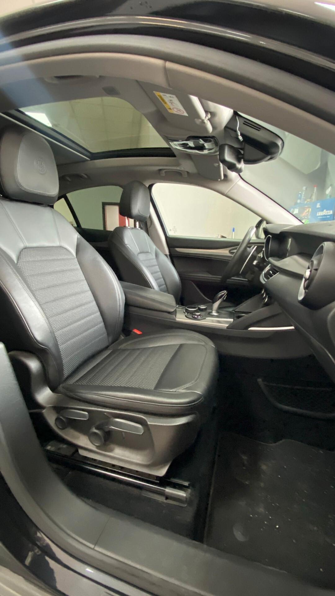 Alfa Romeo Stelvio 2.2 Turbodiesel 210 CV AT8 Q4 Executive