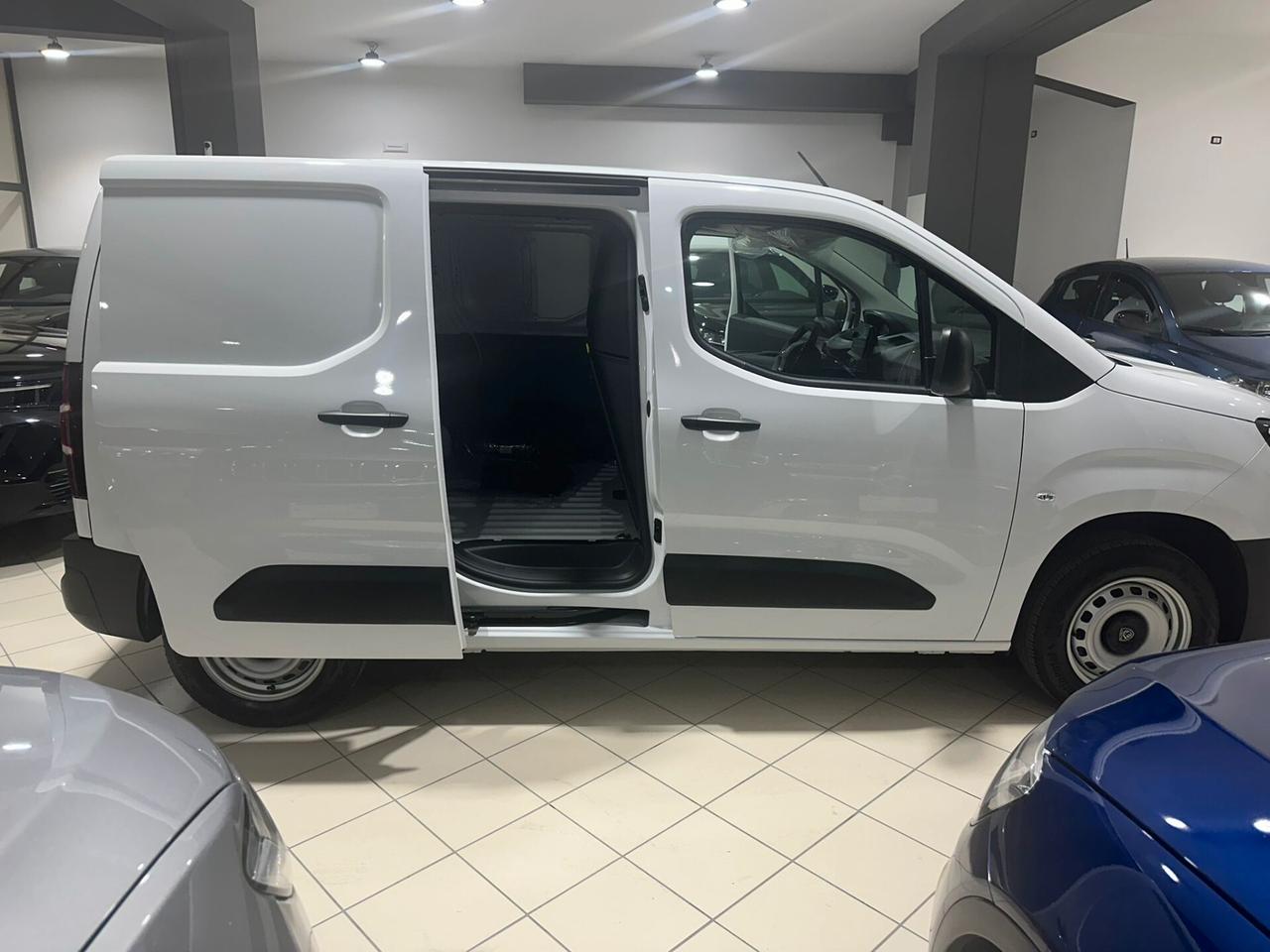 Peugeot Partner BlueHDi 100 S&S NUOVO/KM0