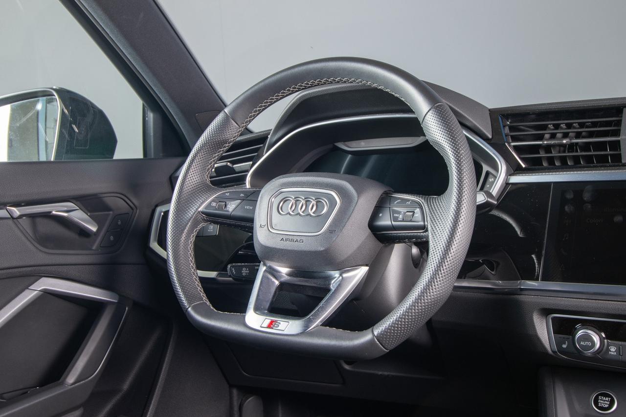 Audi Q3 Sportback 35 Tdi S Line Black Line S-tronic 150cv