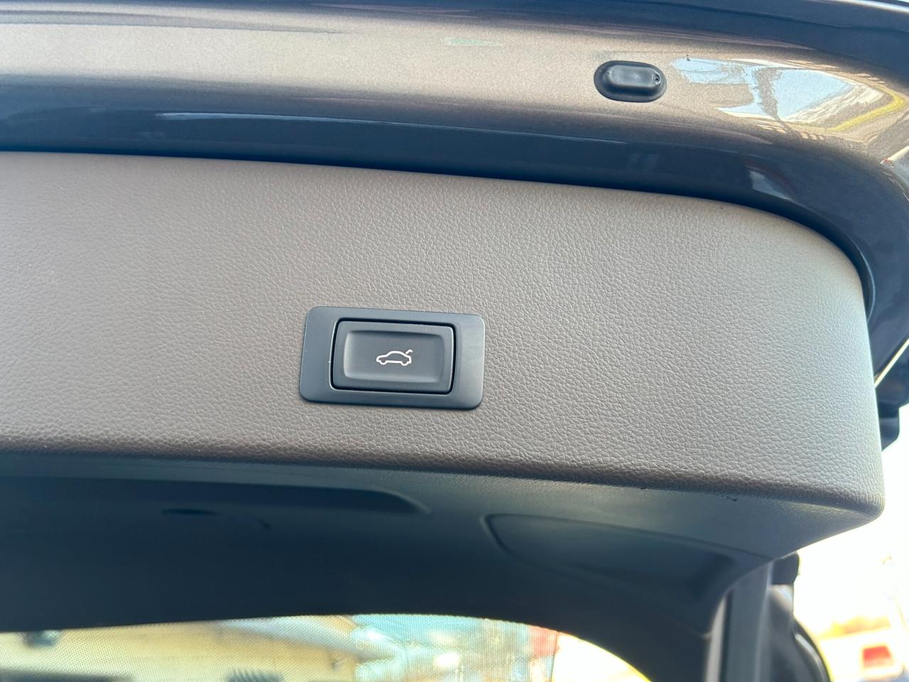 AUDI A6 Avant 2.0 TDI 190CV S-Tronic - GANCIO TRAINO