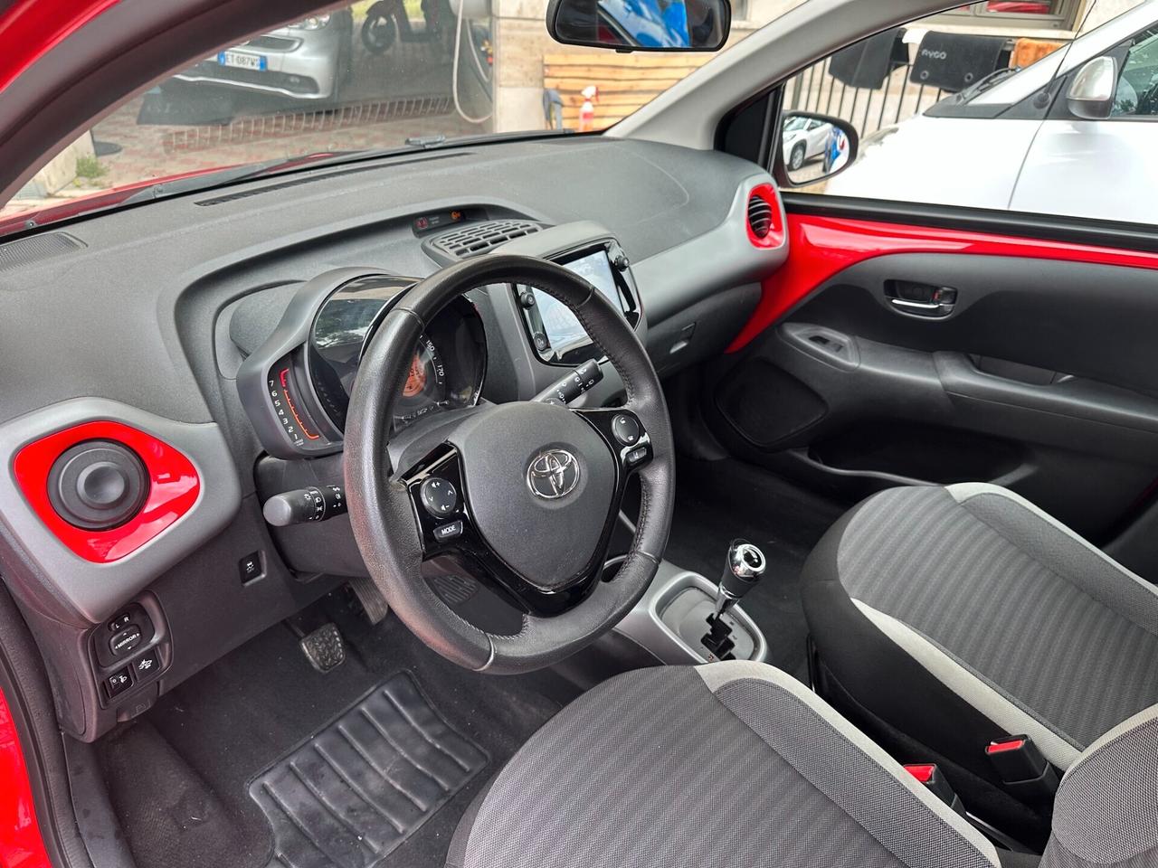 Toyota Aygo AUTOMATICA Connect 1.0 Xfun 05/19 KM.38956