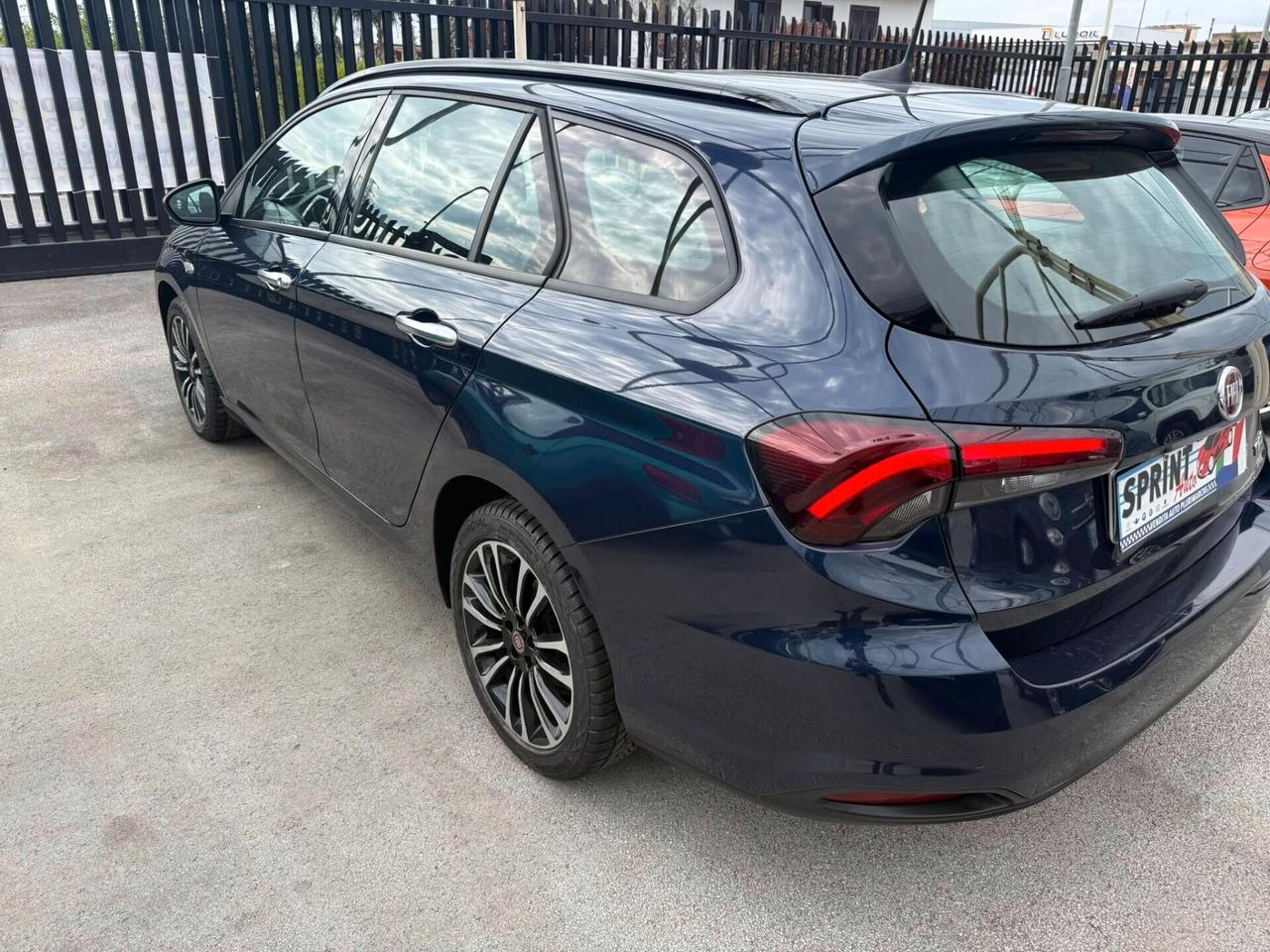 Fiat Tipo 1.6 Mjt S&S SW full led cockpit