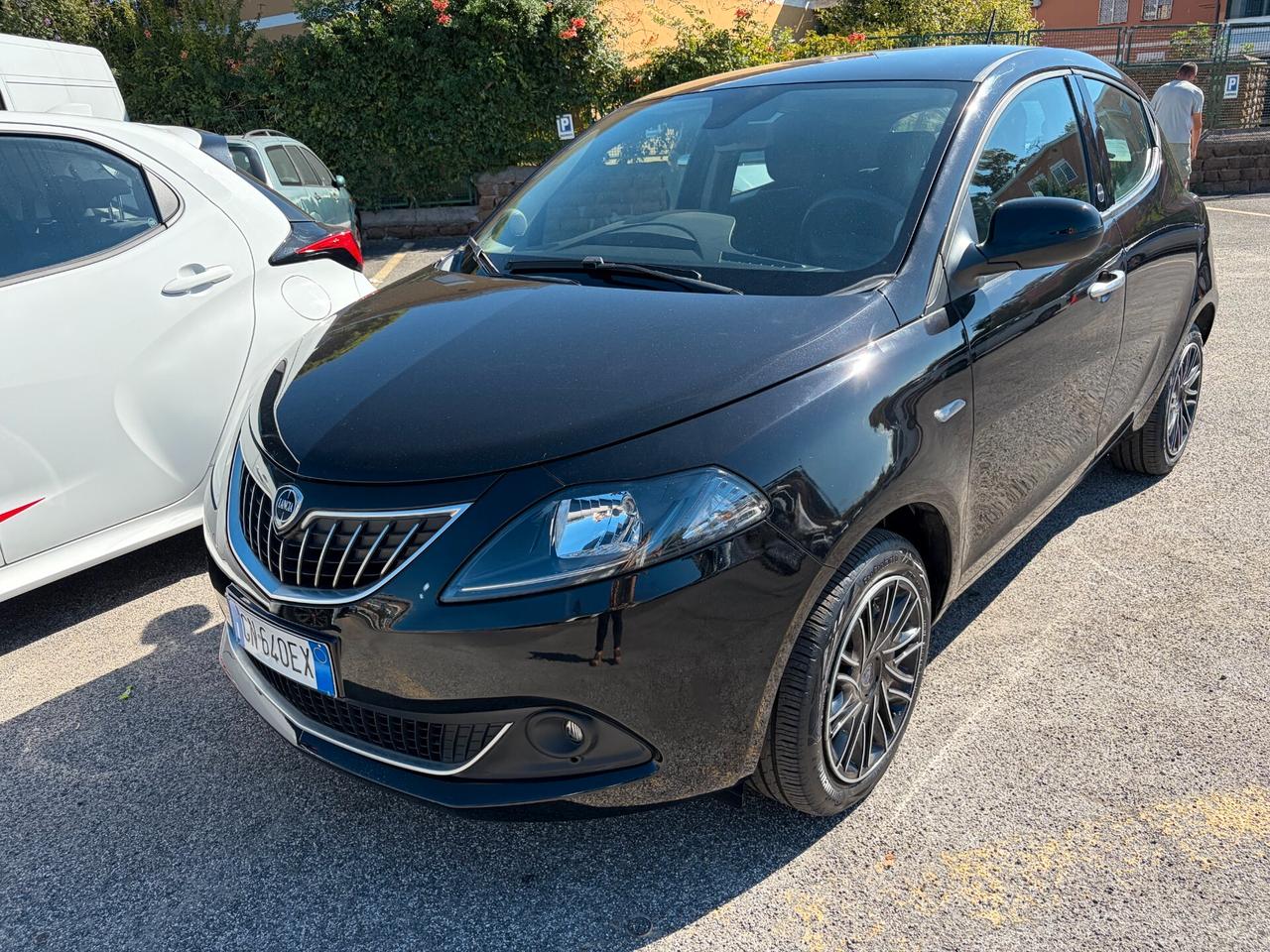 Lancia Ypsilon 1.0 FireFly 5 porte S&S Hybrid Gold