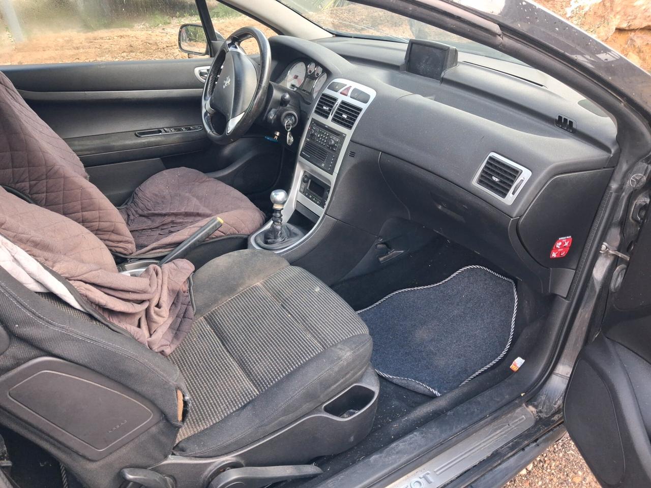 Peugeot 307 2.0 HDi cabrio