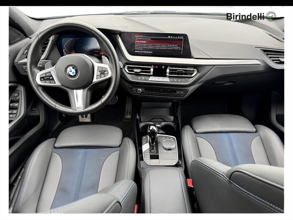BMW Serie 1 (F40) - 118d 5p. Msport