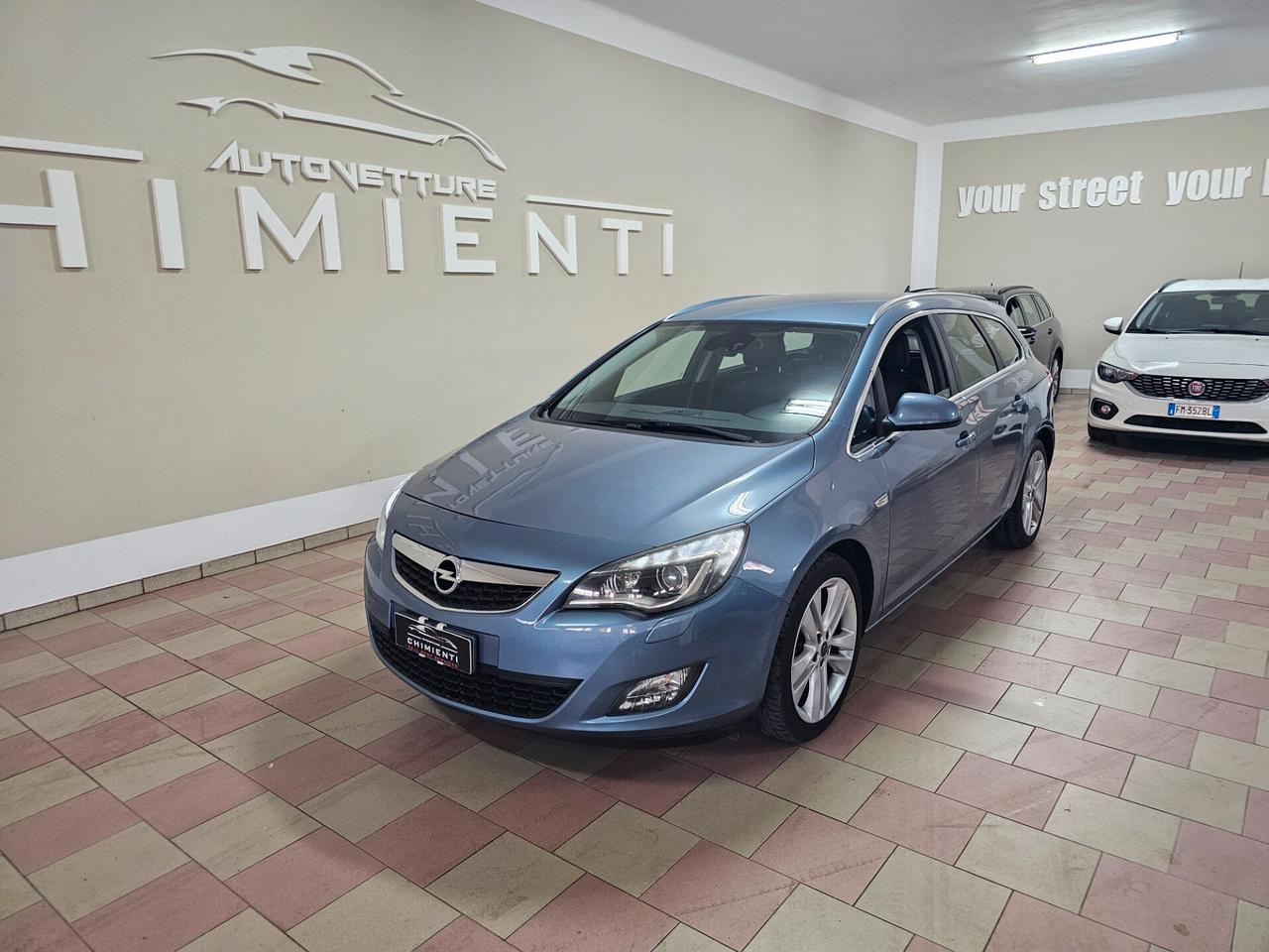 Opel Astra 1.4 Turbo 140CV Sports Tourer GPL Tech Cosmo