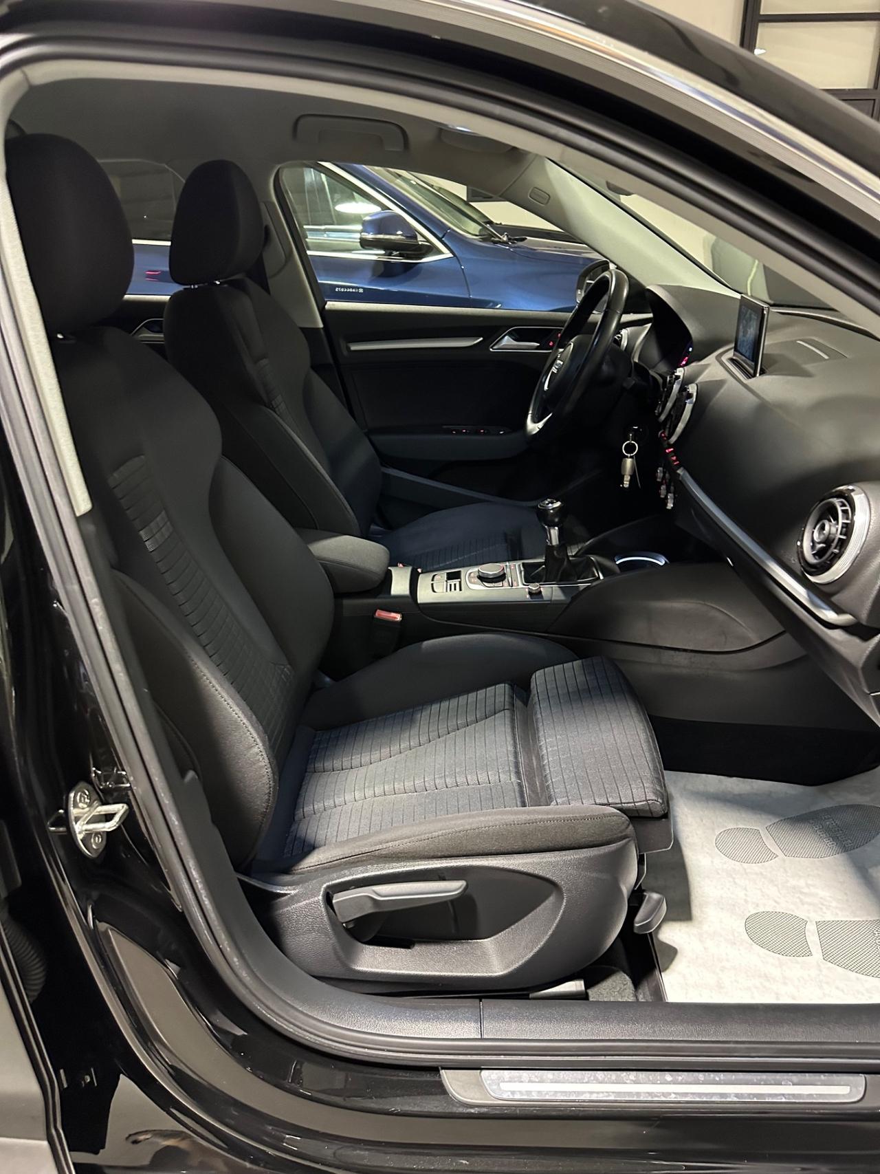Audi A3 SPB 1.6 TDI clean diesel Ambiente