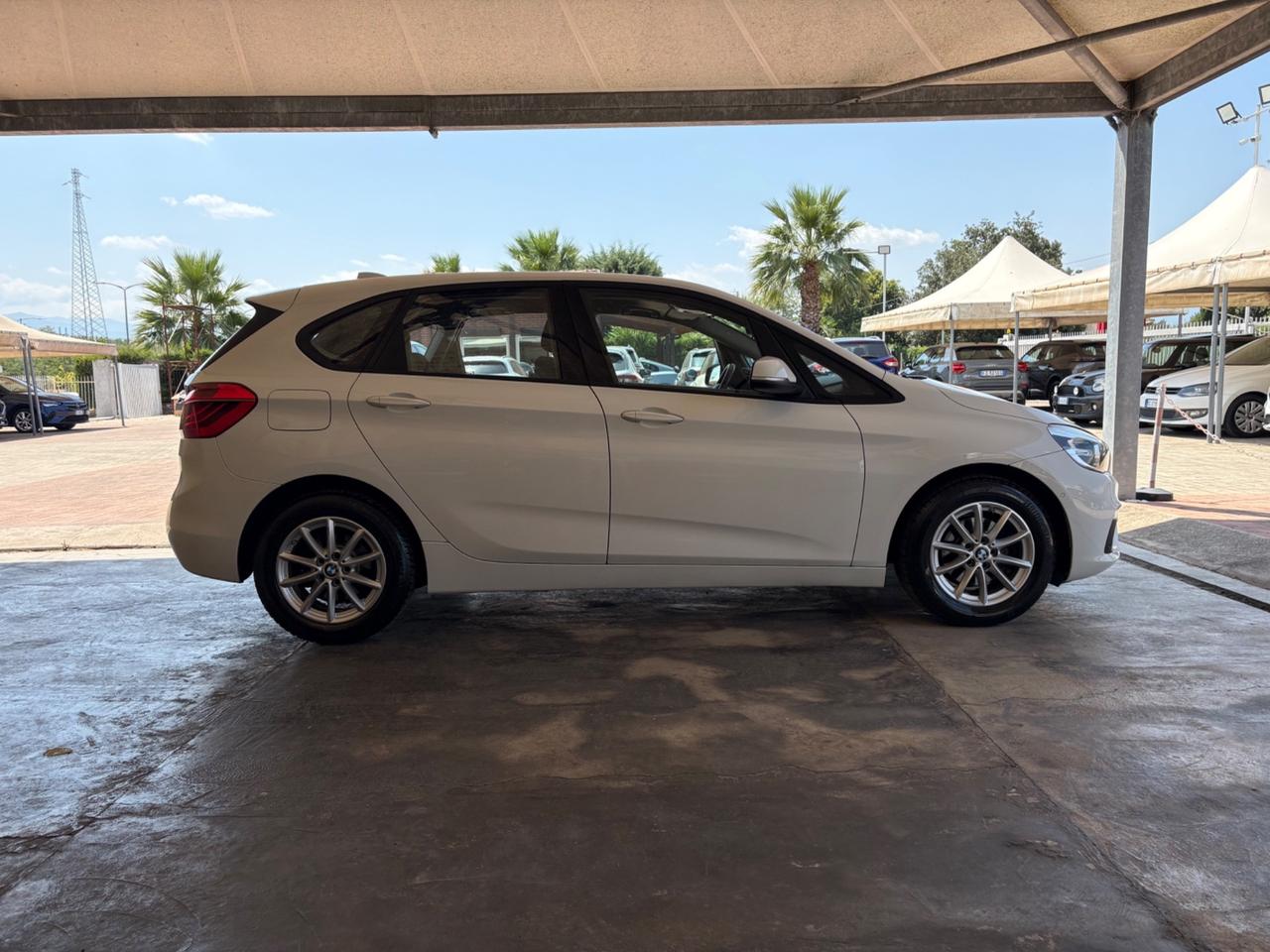 Bmw 2er Active Tourer 216d Sport