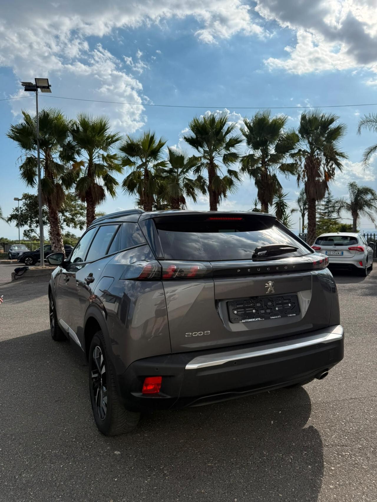 Peugeot 2008 BlueHDi 130 S&S EAT8 Allure Pack