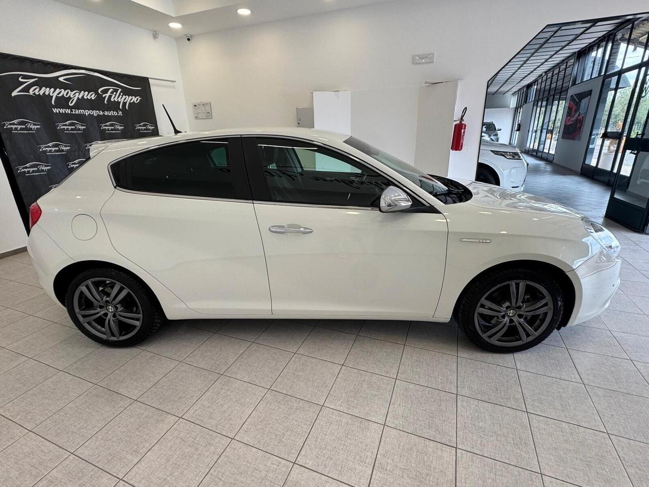 Alfa Romeo Giulietta 1.6 JTDm 105CV RESTYLING 2014