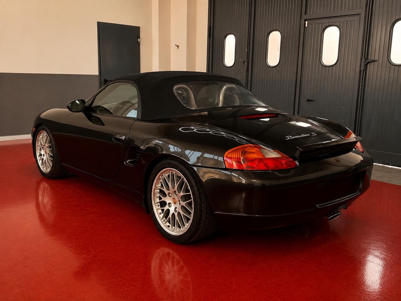 Porsche Boxster 2.5i 24V cat