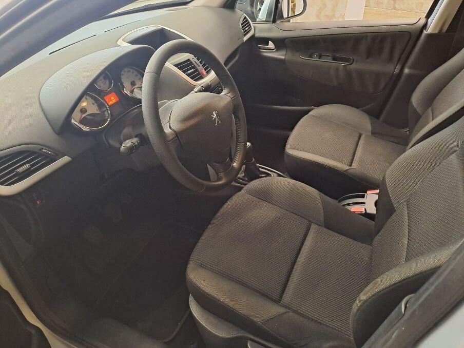 Peugeot 207 1.4 VTi 95CV SW Ciel Allure