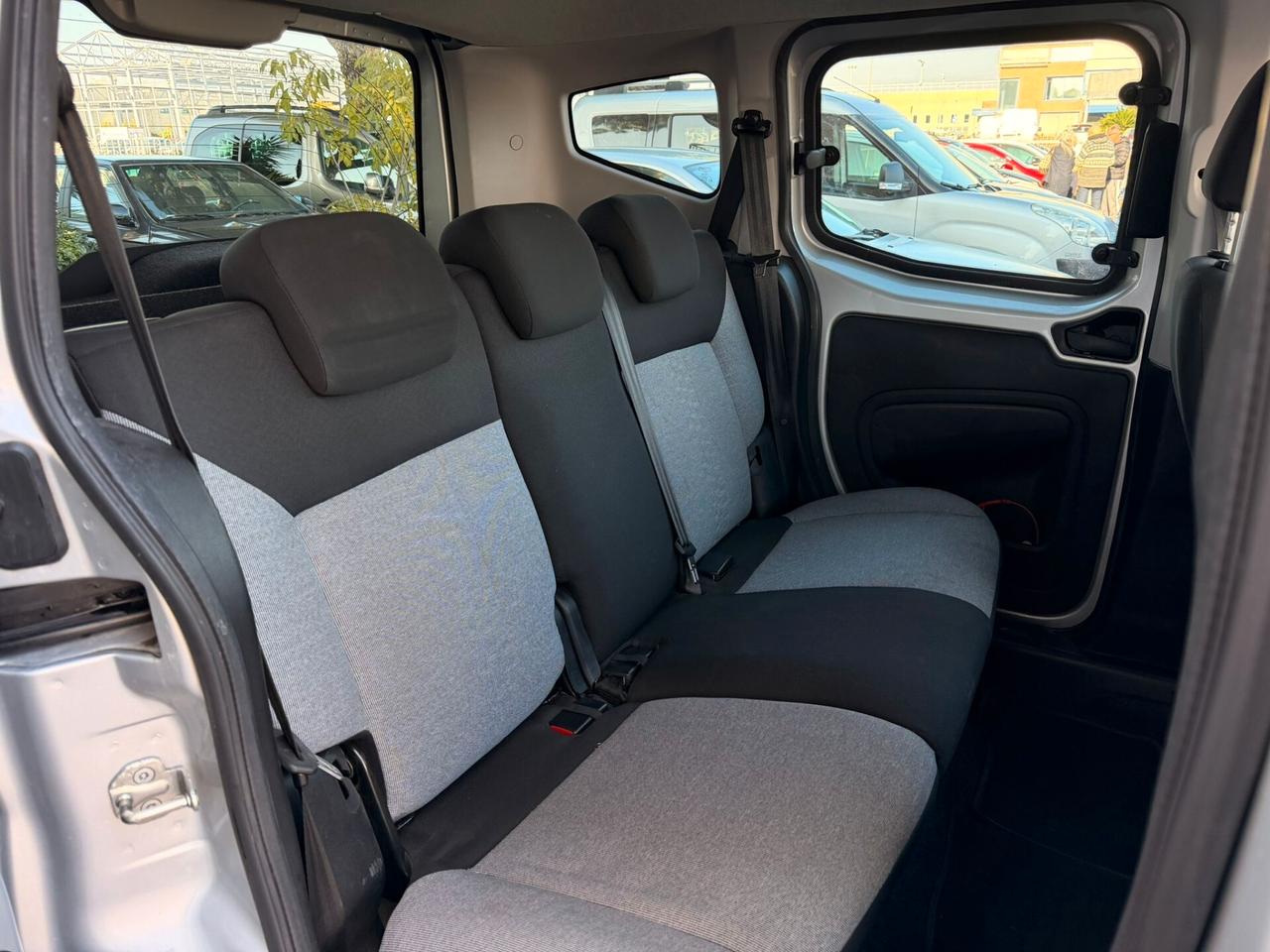 Fiat Qubo 1.4 8V 77 CV Lounge Natural Power