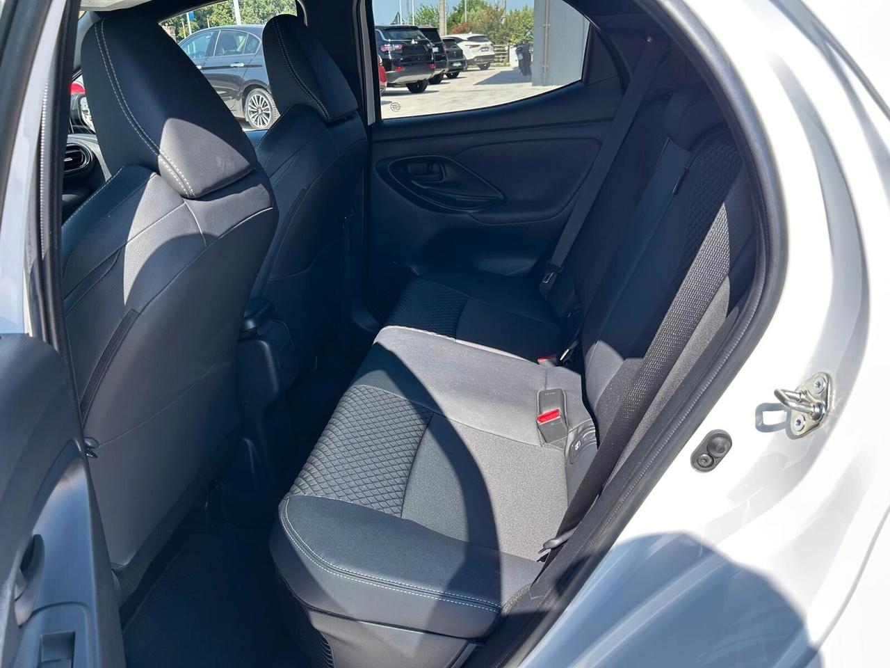 Toyota Yaris 1.5 Hybrid 5 porte Lounge