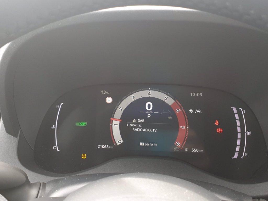 TOYOTA Yaris cross 1.5h trend awd-i 116cv e-cvt del 2025