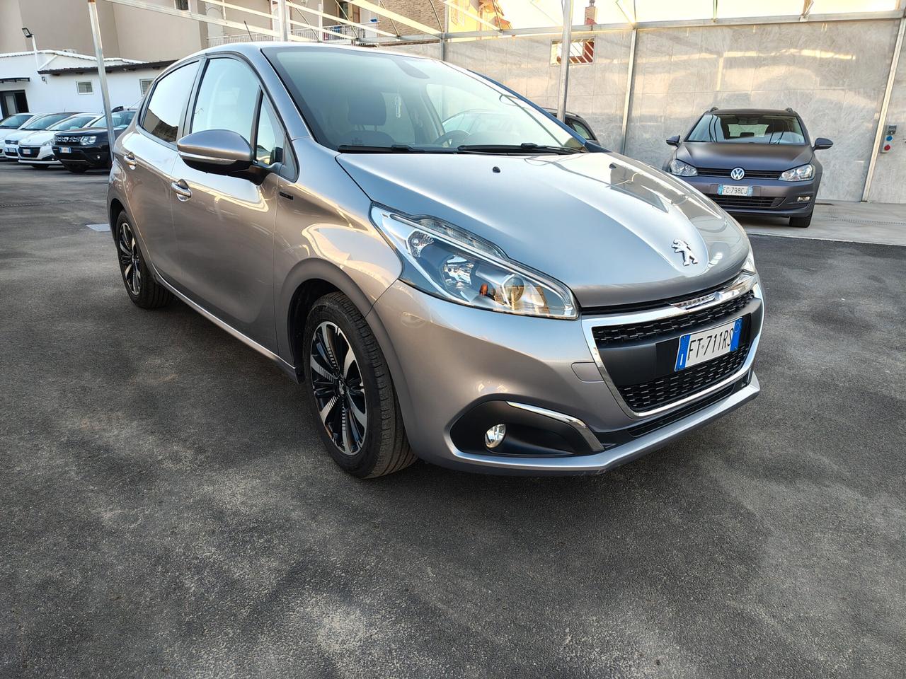 Peugeot 208 PureTech 82 Stop&Start 5 porte Signature
