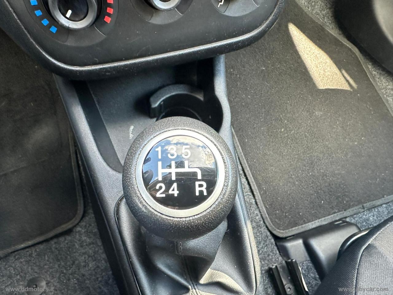 FIAT Punto 1.2 8V 5p. Lounge *NEOPATENTATI*