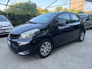 Toyota Yaris 1.0 5 porte Lounge OK NEOPATENTATI