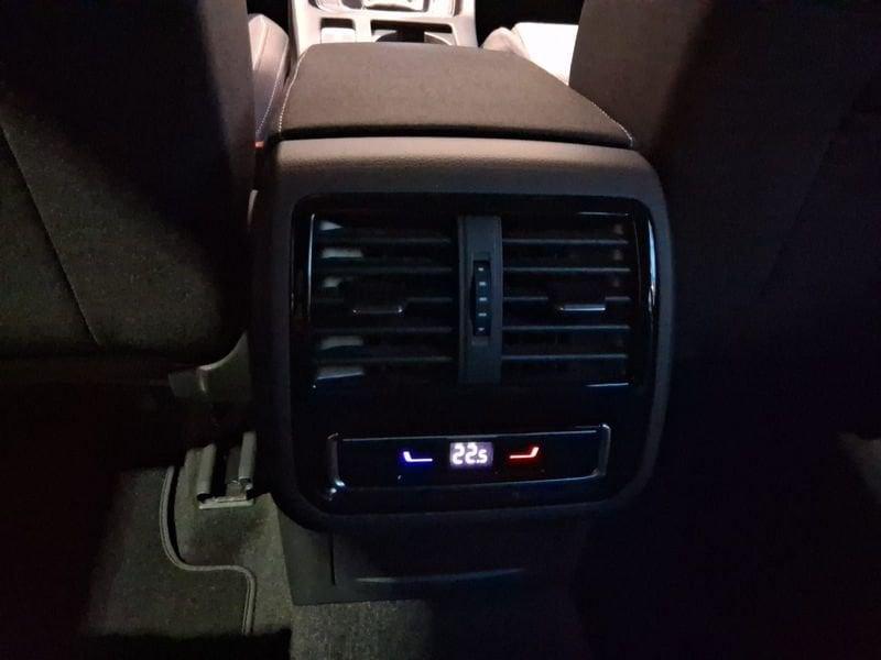 Volkswagen Passat 2.0 TDI SCR EVO 110kW Business DSG