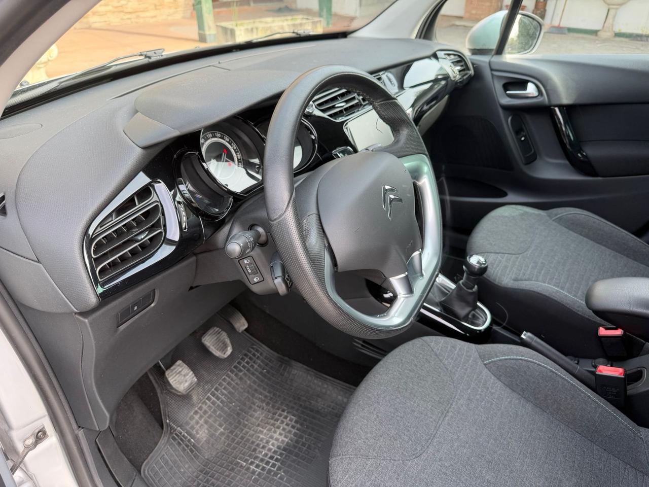 Citroen C3 PureTech 82 Exclusive neopatentati