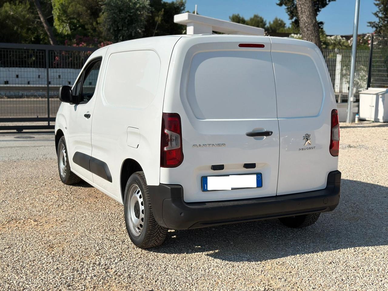 Peugeot Partner 3 posti 1.5 130CV Premium