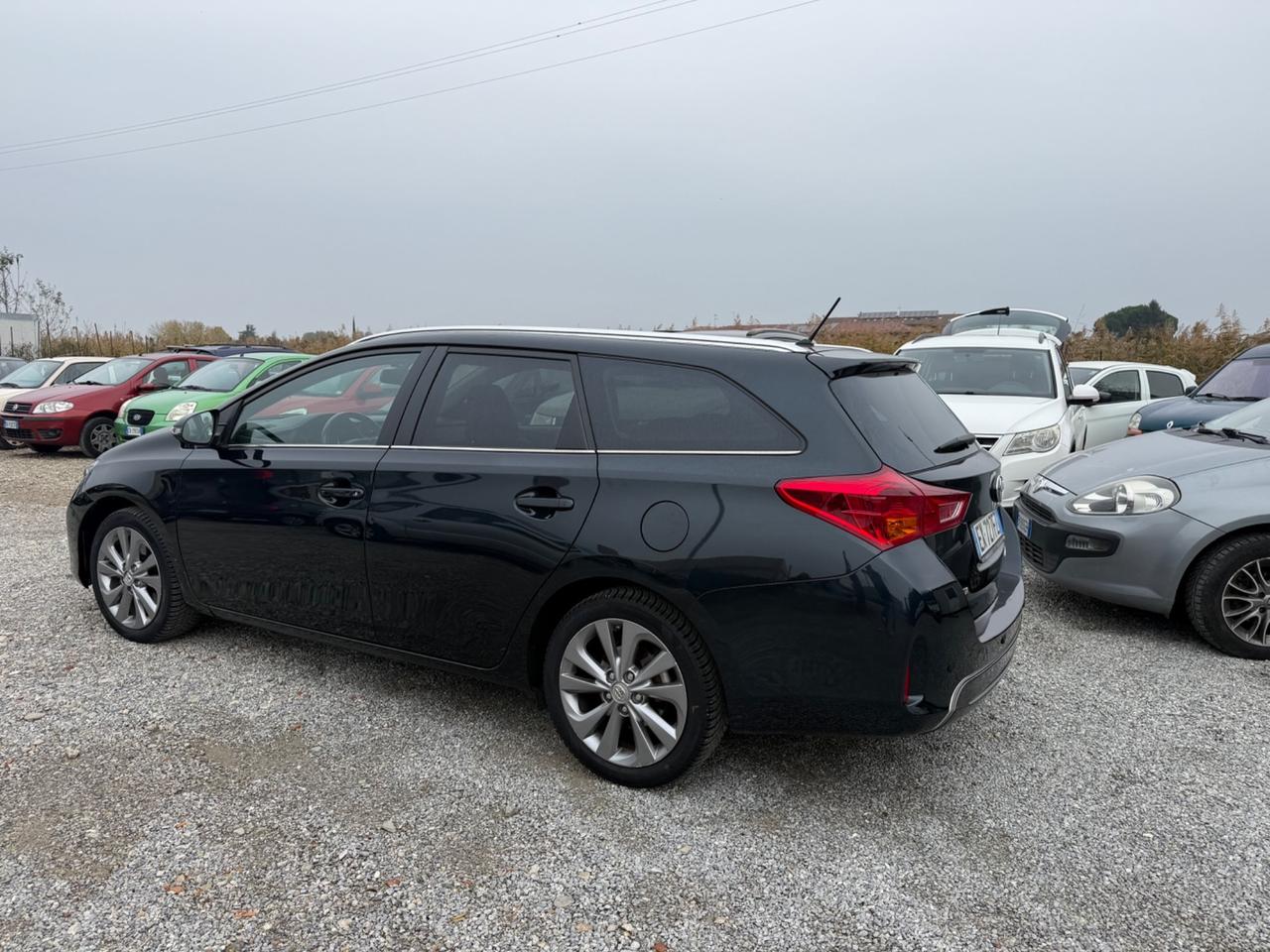 Toyota Auris Touring Sports 1.8 Hybrid Business Pack