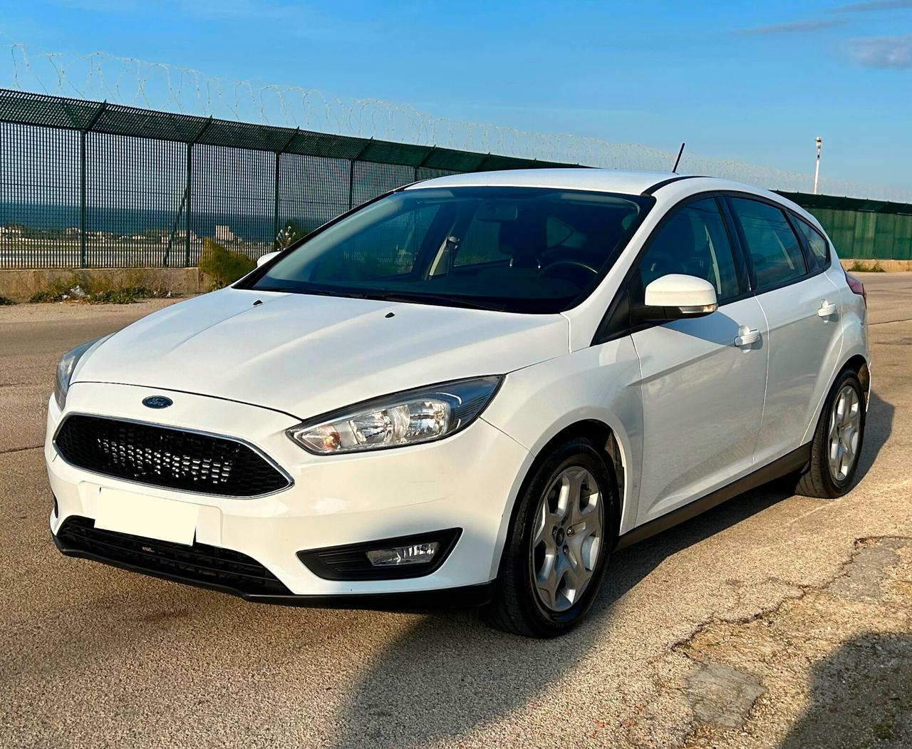 Ford Focus 1.5 TDCi 120 CV Turbo Diesel - Anno 2017 con apple car play e android auto