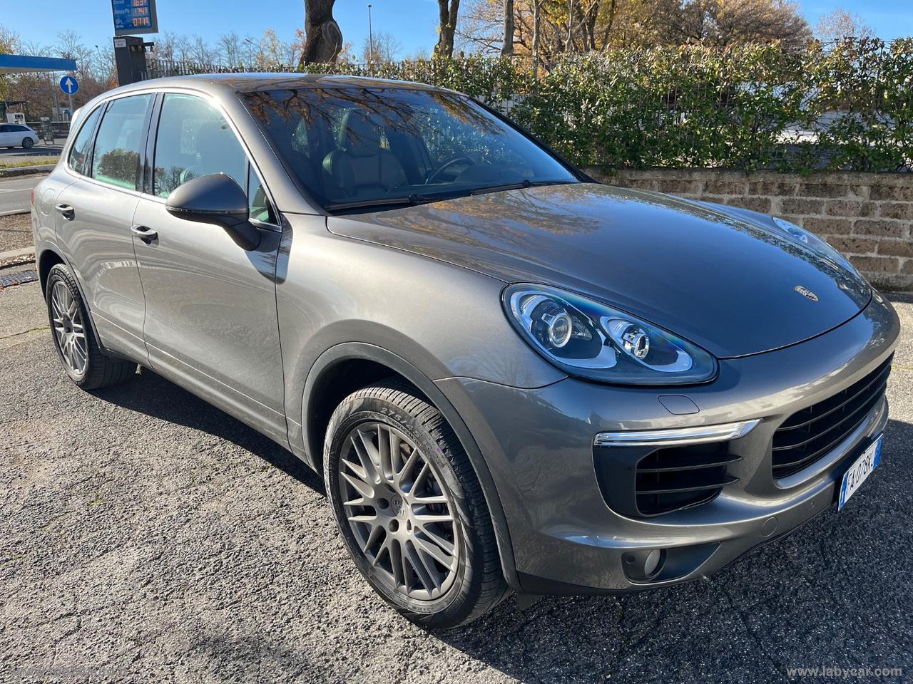 PORSCHE Cayenne 3.0 Diesel PELLE|TETTO|IPER LUSSO