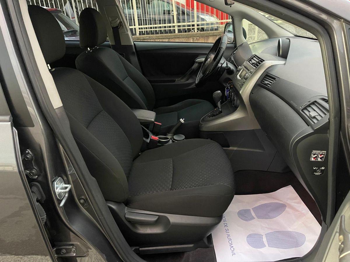 TOYOTA - Verso - 2.2 D-Cat 150CV aut. Sol
