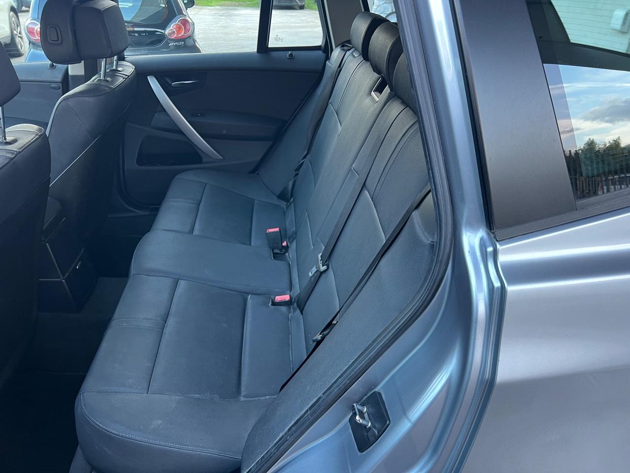 Bmw X3 2.0d cat Futura