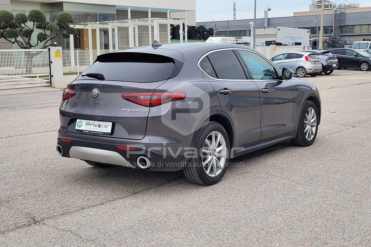 ALFA ROMEO Stelvio 2.0 Turbo 200 CV AT8 Q4 Executive