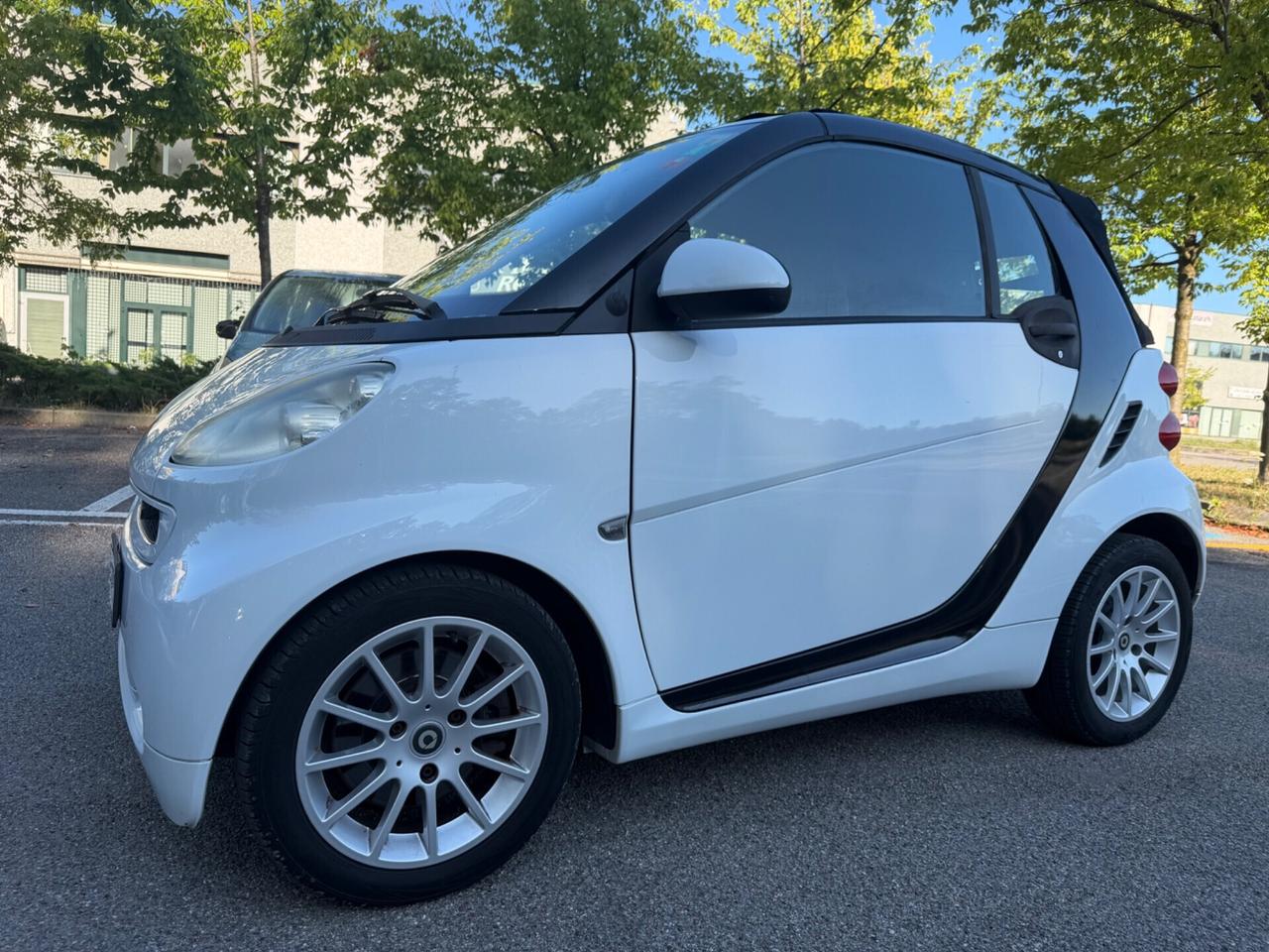 Smart ForTwo 1000 52 kW cabrio passion*Neopatentati*