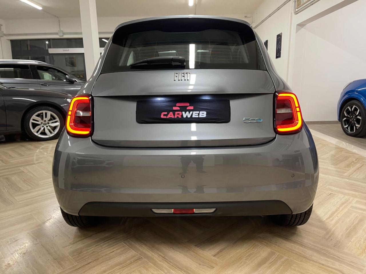 FIAT 500e 43KW Navy 2022